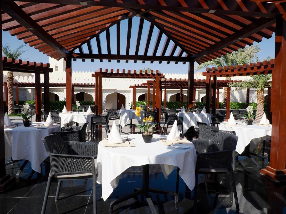 Falaj Daris Hotel Низва Екстериор снимка