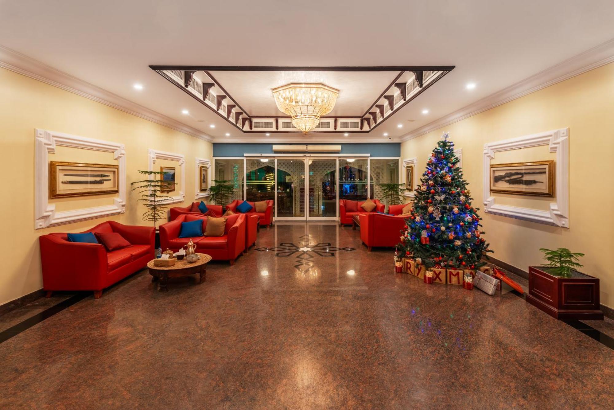 Falaj Daris Hotel Низва Екстериор снимка